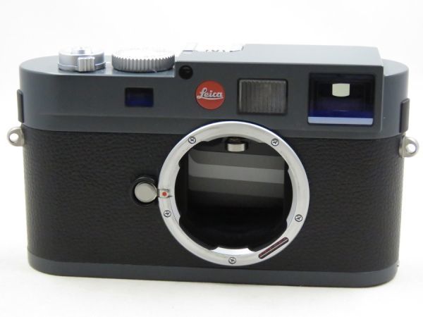 [20480W5]★緊急大特価★LEICA M-E ボディ 元箱・付属品多数 ★新品同様美観★