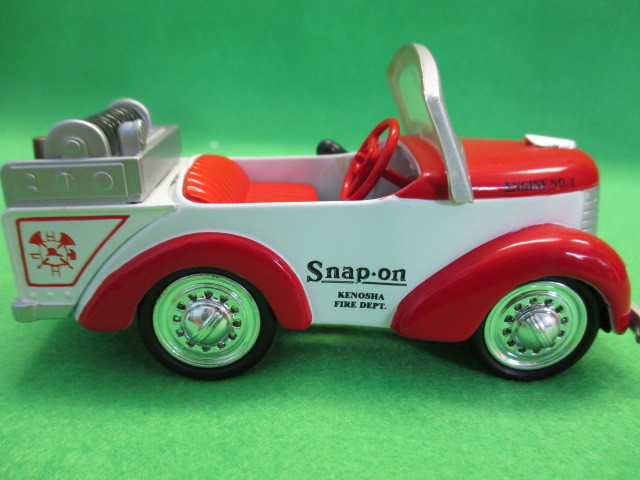 【在庫１点のみ】 スナップオン Snap on グッズ ミニカー ペダルカー Pedal Car Replica Package Truck 1940’s 1/12 展示品 未使用_画像7