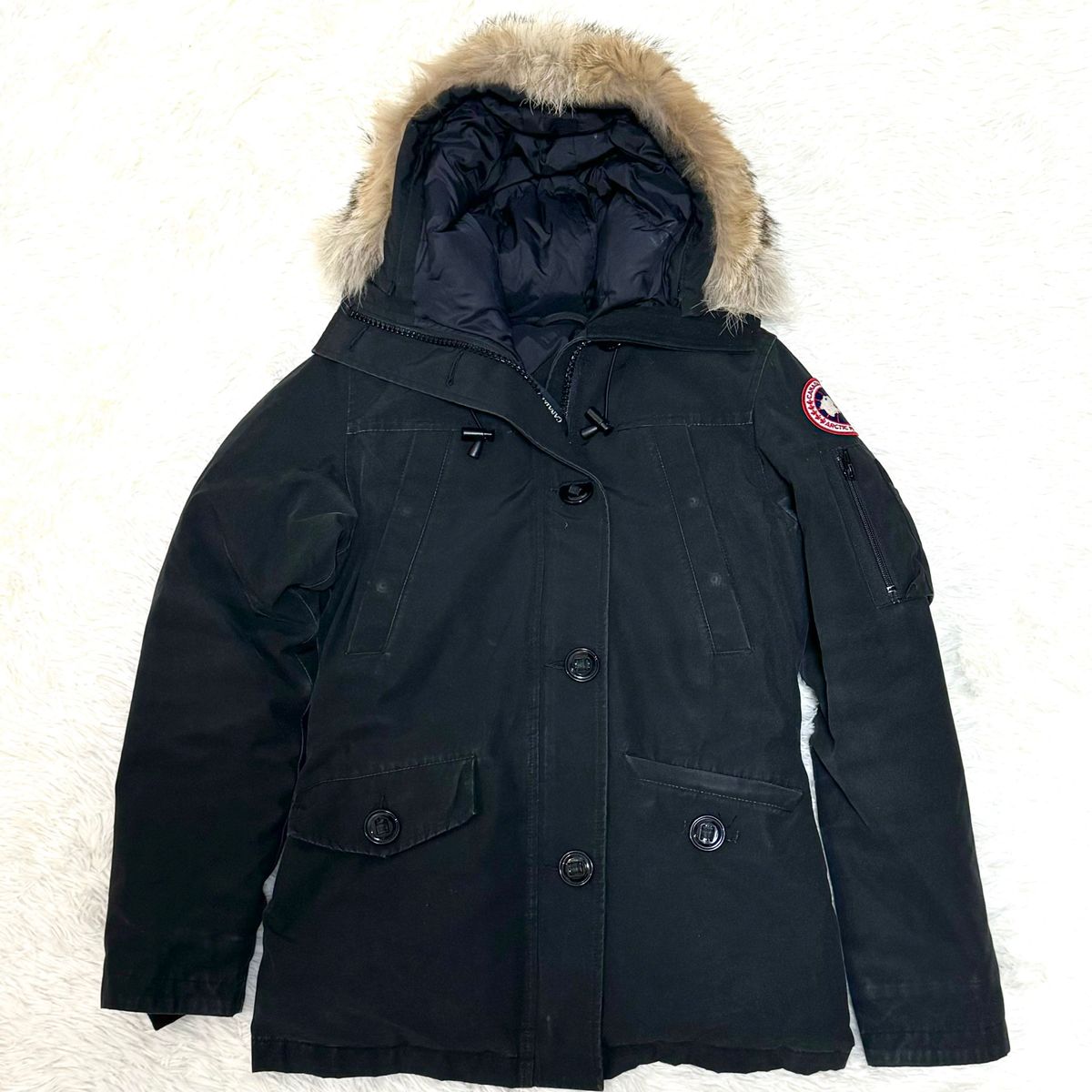 【人気】CANADA GOOSE カナダグース ダウンジャケット ブラック 黒　XS ファー　メンズ　レディース　ユニセックス