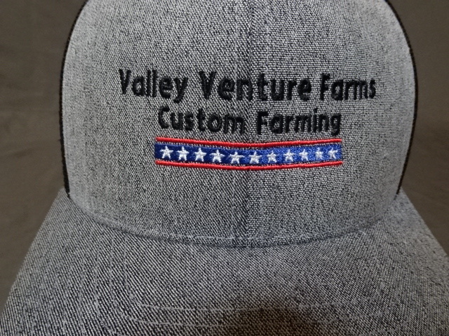 激レア USA購入 アメリカ企業モノ オレゴン州 農場経営【Valley Venture Farms】ロゴ刺繍入りメッシュキャップ グレー x ブラック 中古良品_画像1