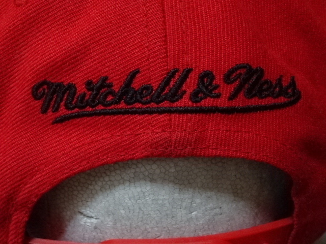 激レア USA購入【Mitchell & Ness】【HARDWOOD CLASSICS】NBA トレイルブレイザーズ【Portland TrailBlazers】ロゴ刺繍入りキャップ 中古品_画像6