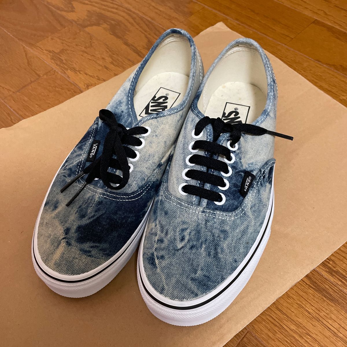 VANS オーセンティック アシッドデニム