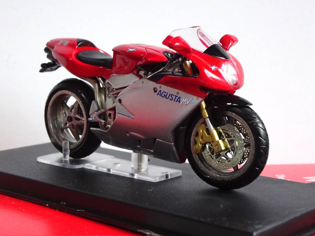 1/24 MV AGUSTA 750 F4S_画像2