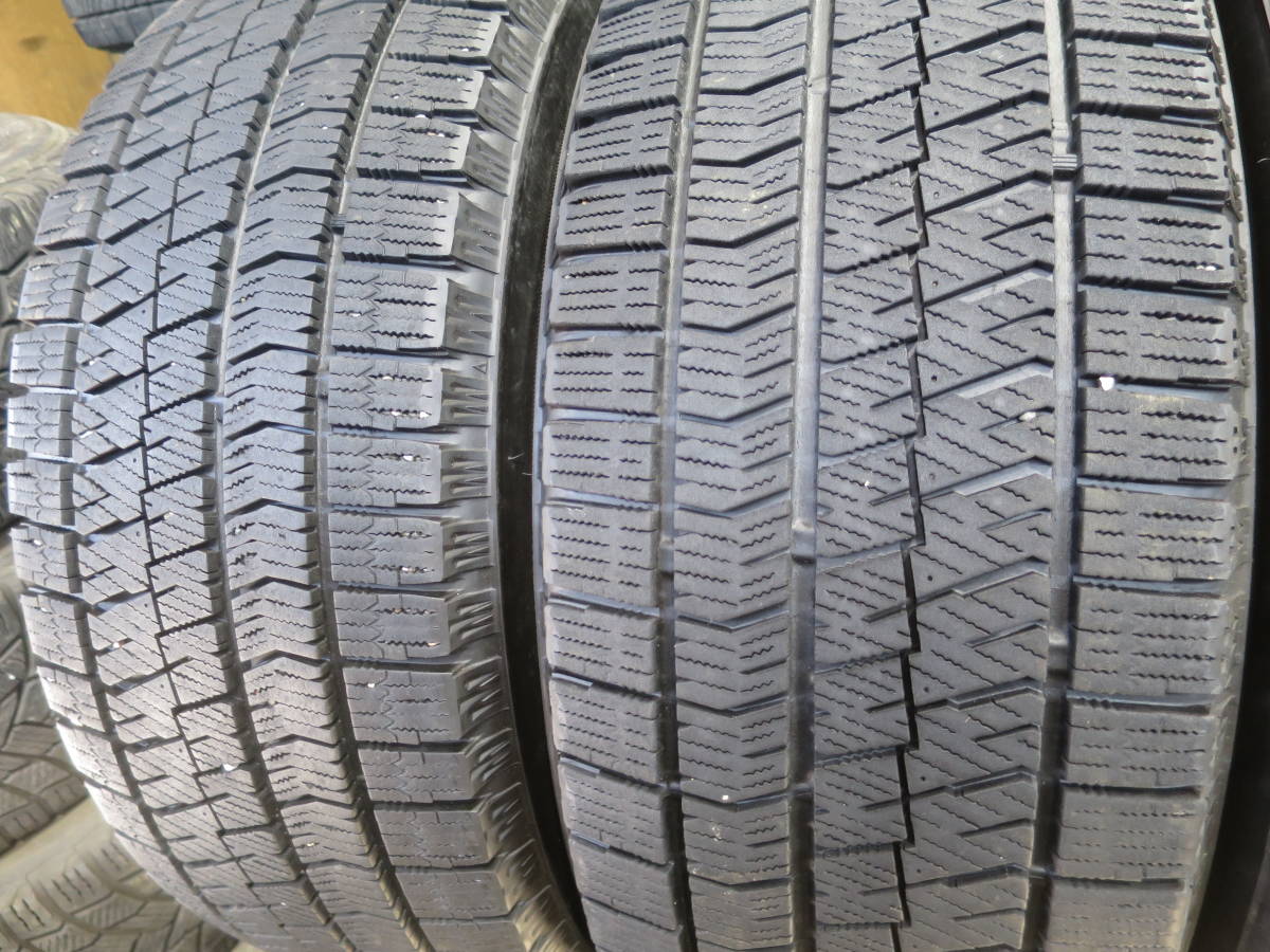 18年製 215/55R17 94Q ◆ブリヂストン BLIZZAK VRX2◆ 4本 B1888 スタッドレス_画像4