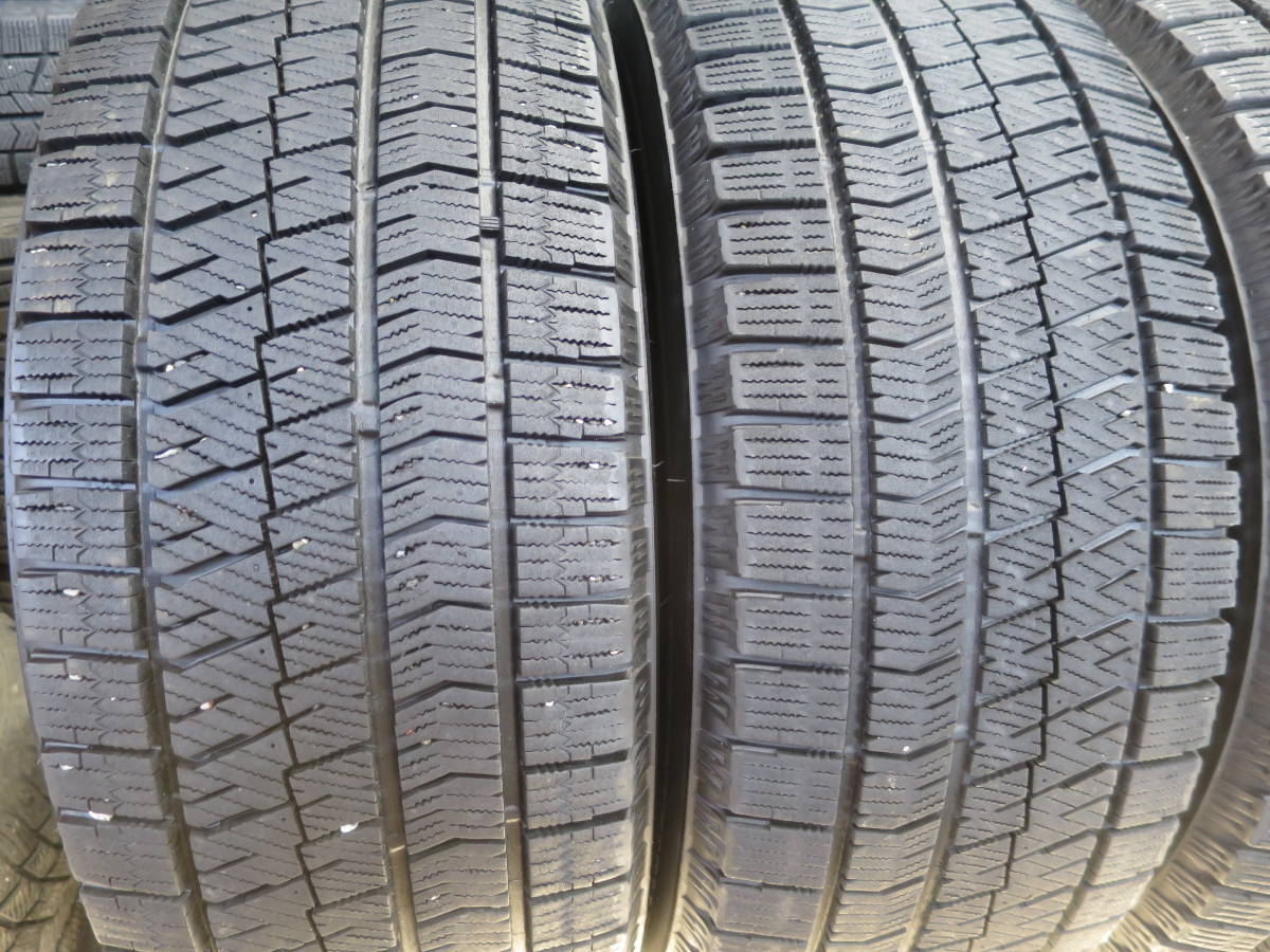 18年製 215/55R17 94Q ◆ブリヂストン BLIZZAK VRX2◆ 4本 B1888 スタッドレス_画像2