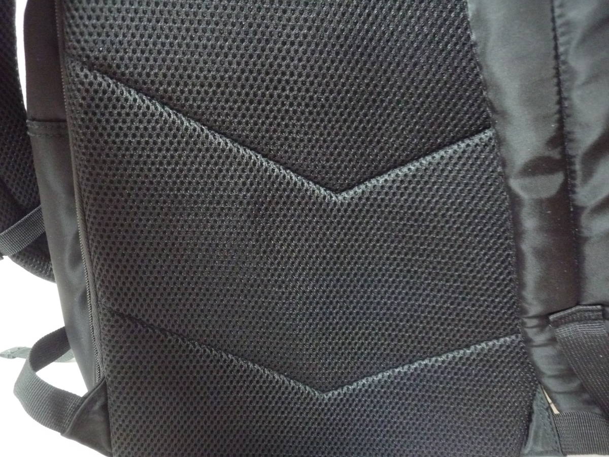  man and woman use?:PALLASDESIGN rucksack business * commuting * document inserting back side mesh black group 