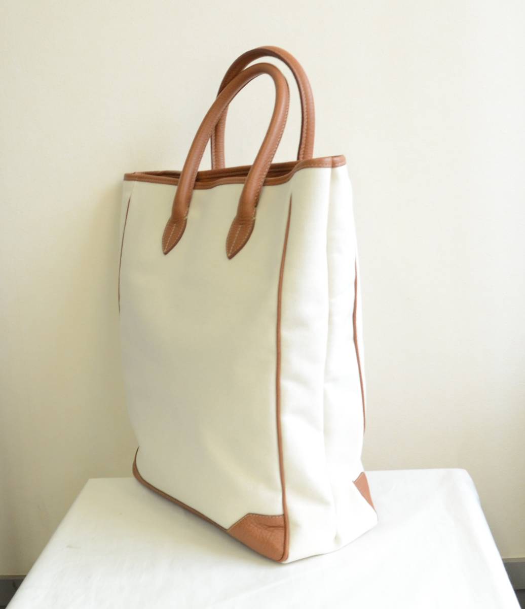  beautiful goods ACATE leather use tote bag largish size 