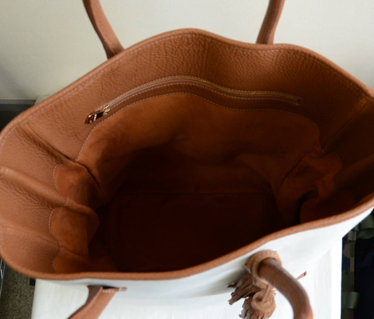  beautiful goods ACATE leather use tote bag largish size 