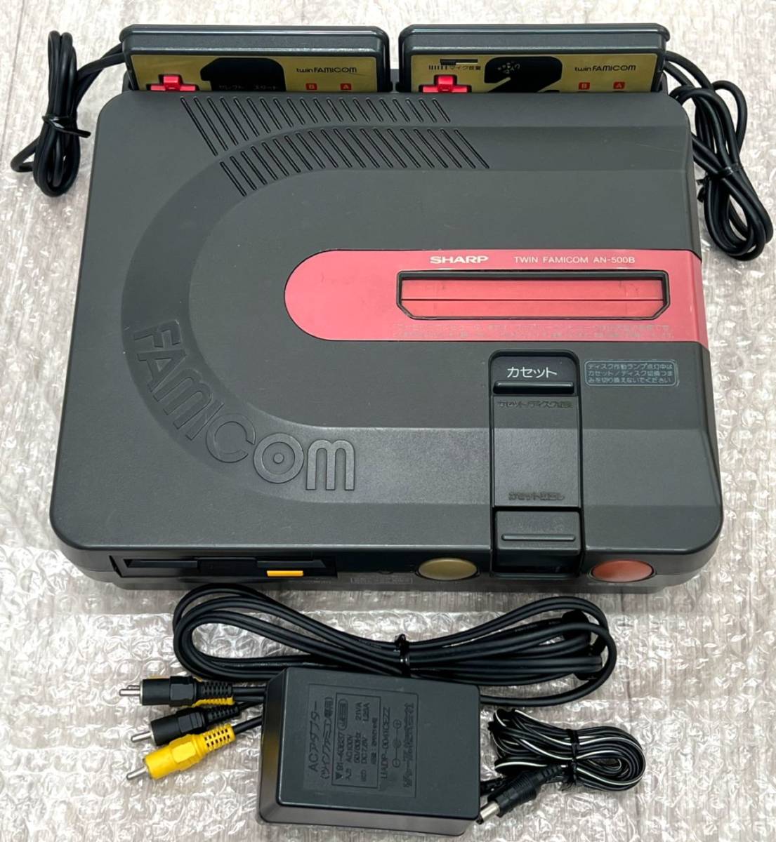 〈整備品・動作確認済み〉FC SHARP ツインファミコン 本体 AN-500B ブラック TWIN FAMICOM シャープ ファミリーコンピュータ NES_画像2