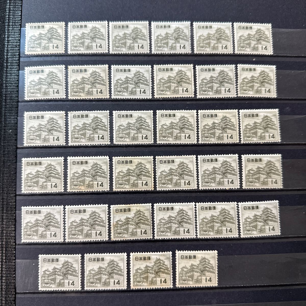 【149】84# 姫路城　14円 未使用　34枚　糊有　第2次動植物国宝図案切手_画像1
