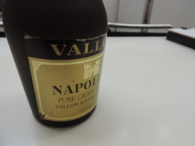 未開封・古酒　★バロン　ナポレオン★　ＶＡＬＬＯＮ　ＮＡＰＯＬＥＯＮ　７００ml・４０度　ブランデー特級　ＦＲＡＮＣＥ_画像5