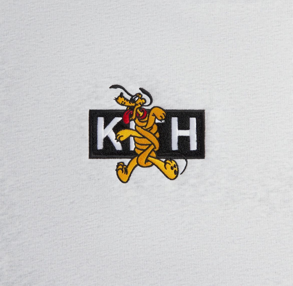 Disney Kith Mickey & Friends Pluto Classic Logo Crewneck L Disney Kith Mickey & Friends Pluto Classic Logo Crewneck L