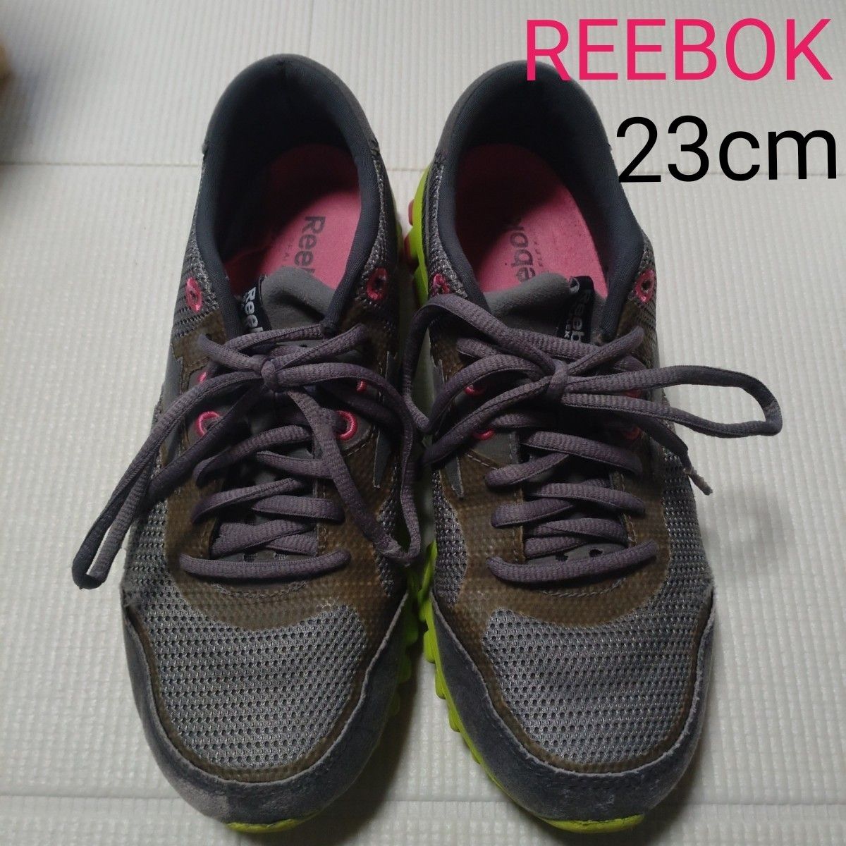 レディース スニーカー 23cm リーボック Reebok シューズ 靴 グレー ランニングシューズ