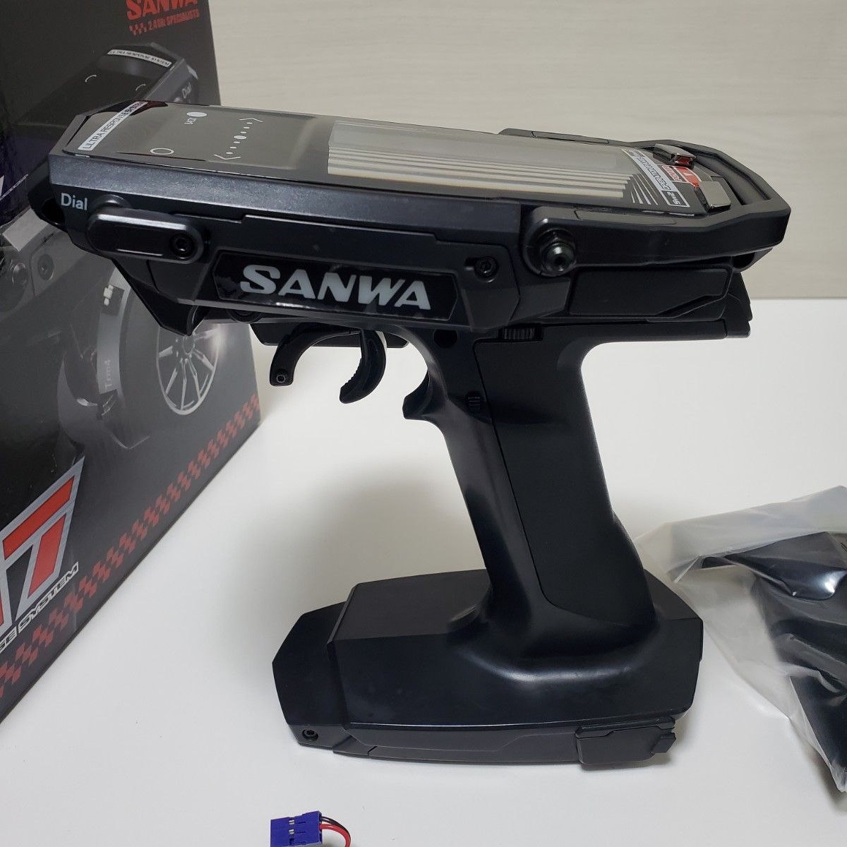 サンワ プロポ SANWA M17 送信機 2 4GHz 正常動作品 ラジコン 三 サンワ プロポ SANWA M17 送信機 2 4GHz 正常動作品 ラジコン 三