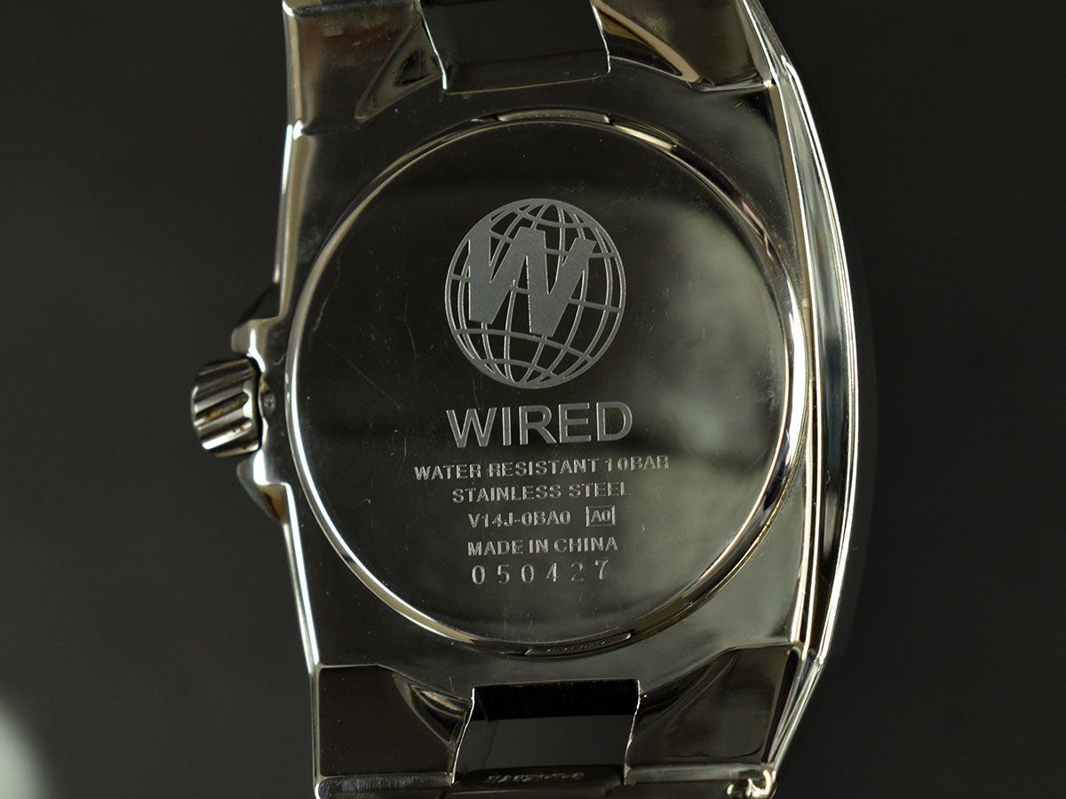 163771◆美品 動作確認済 WIRED ワイアード メンズウォッチ 腕時計 ソーラー V14J-0BA0 デイデイト SS ブラック ピンク シルバー/ D_画像9