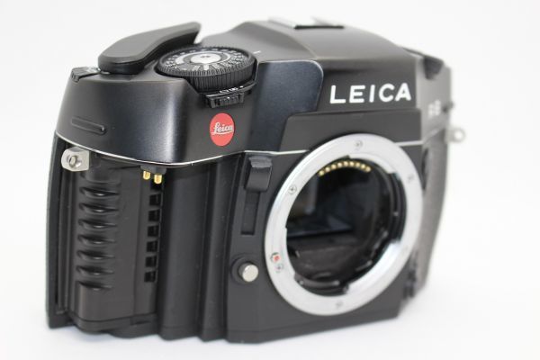 現状品/動作品■ライカ Leica R8 ボディ ブラック Rマウント フィルムカメラ 一眼レフカメラ #Z2985の画像2