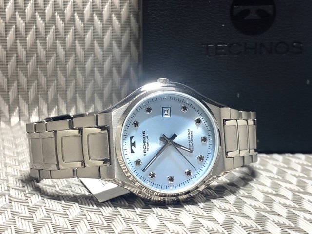 新品 テクノス TECHNOS 正規品 腕時計 アナログ腕時計 クオーツ チタン 3気圧防水 カレンダー シンプル シルバー アイスブルー プレゼント_画像8