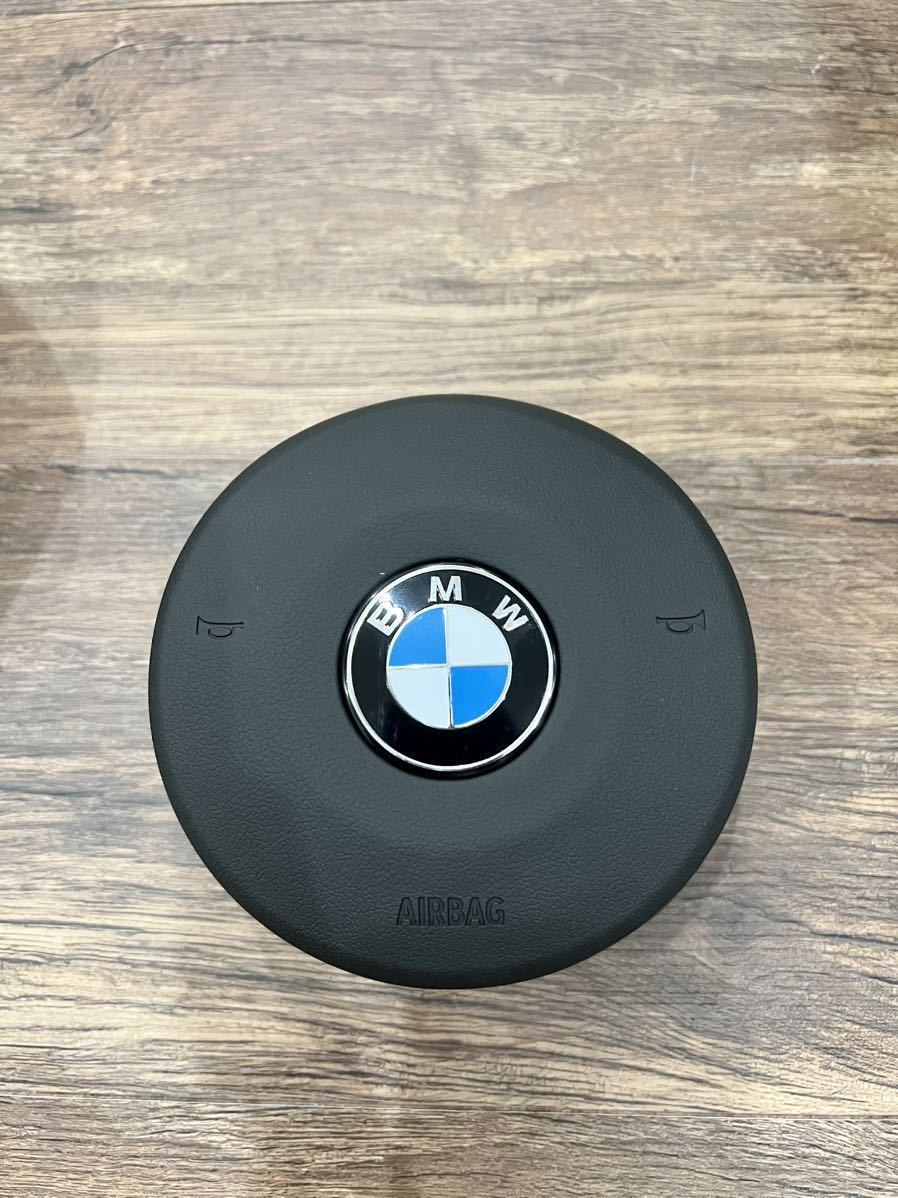 新品 BMW ステアリング F20 F22 F30 F31 F32 F33 F34 F36 F10 M2 F87 M3 F80 M4 F82 F83 X1 X3 X5 Mパフォーマンス