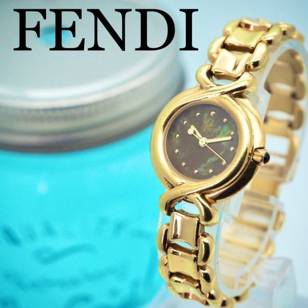 458【美品】FENDI フェンディ時計　レディース腕時計　ゴールド　箱付き