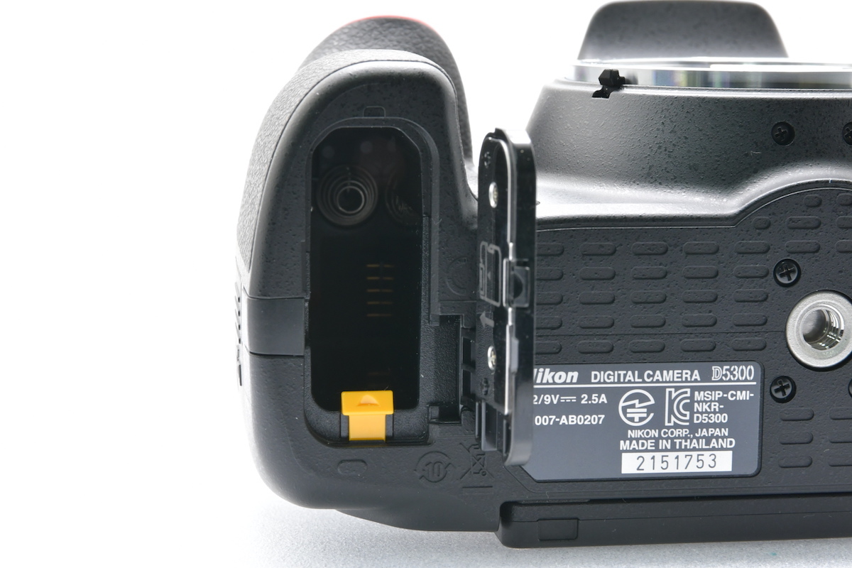 Nikon D5300 + AF-S DX NIKKOR 18-200mm F3.5-5.6 G ED ニコン デジタル一眼レフ_画像6