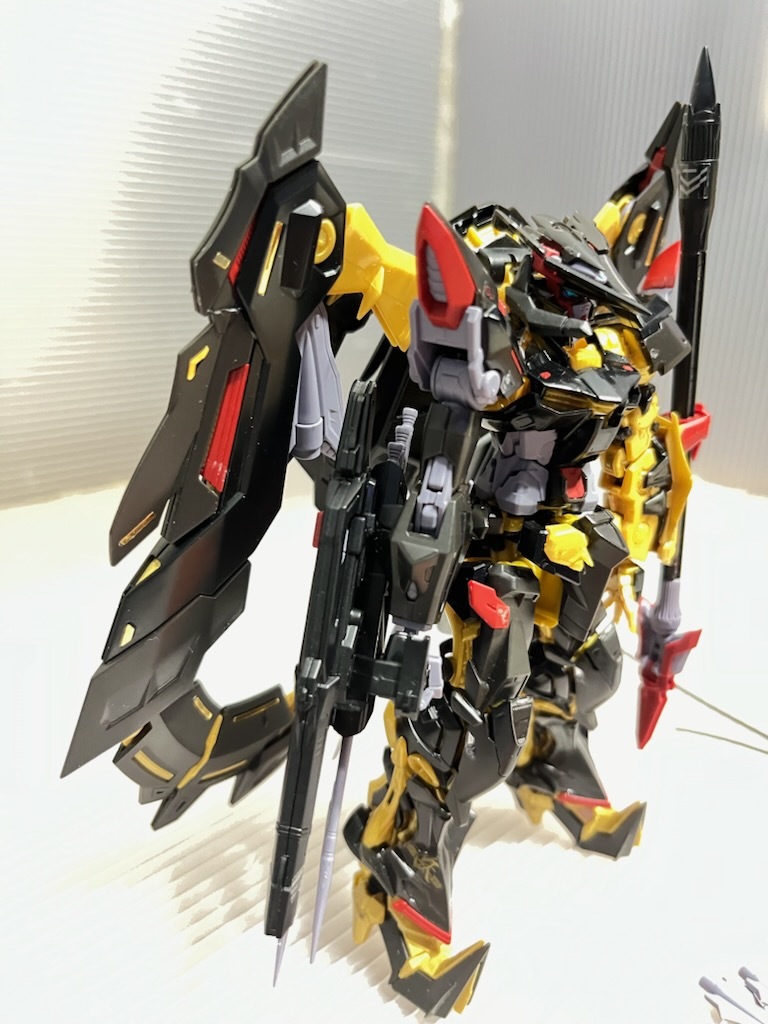 ガンプラ RG 機動戦士ガンダムSEED ASTRAY 1/144 MBF-P01-Re2 ガンダムアストレイ ゴールドフレーム天ミナ 完成品 現状受け渡し品_画像3