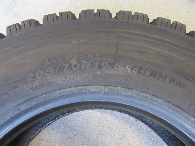 ★【大型低床トラック等へ！！】 ブリヂストン製V-STEEL STUDLESS W910地山 265/70R19.5 140/138J 22年製16㎜前後溝６本セット！！_画像7