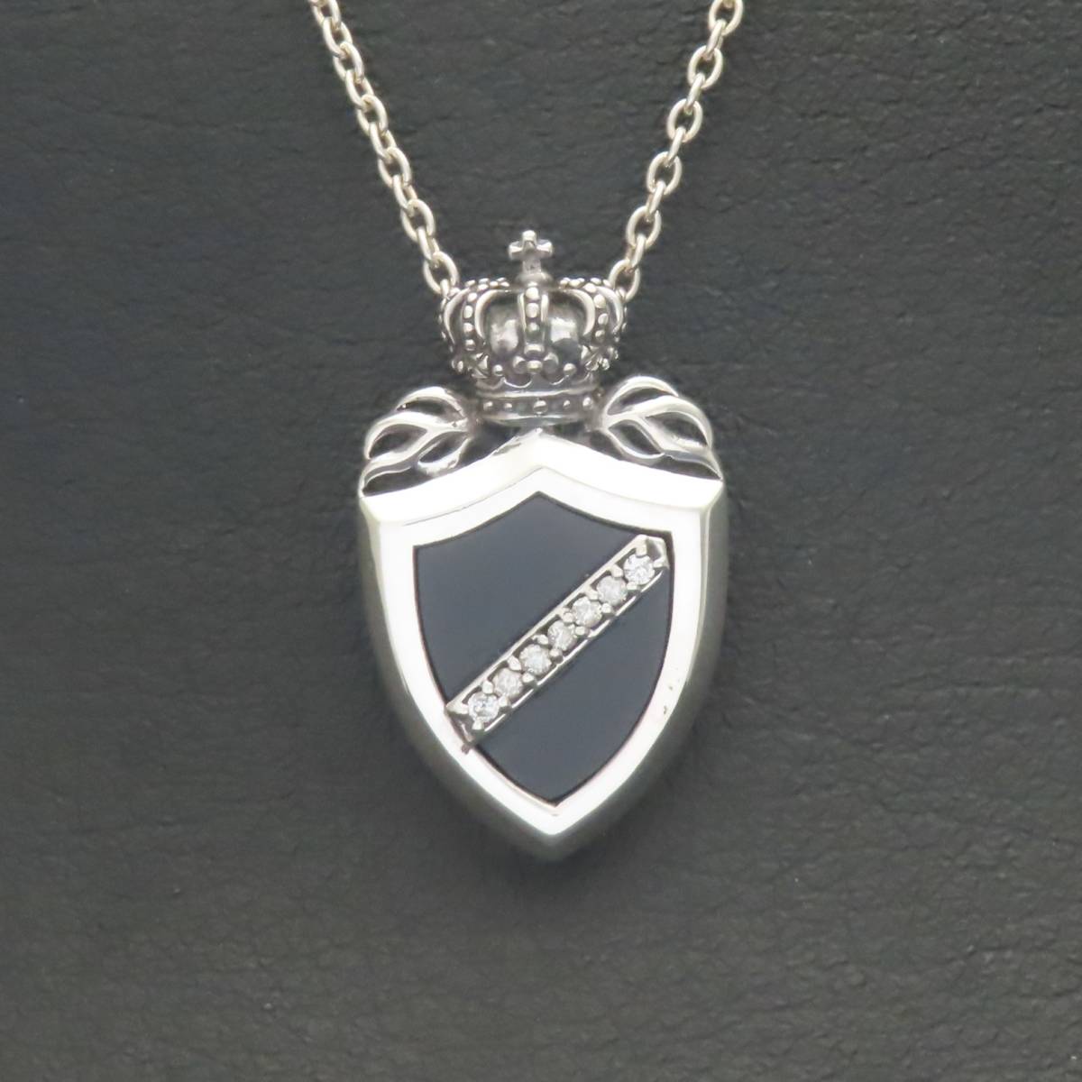 新品同様 美品 JUSTIN DAVIS CROWN SHIELD NECKLACE 新品同様 美品 JUSTIN DAVIS CROWN SHIELD NECKLACE