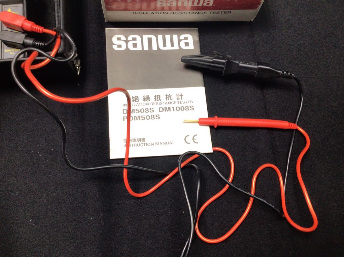 S611【絶縁抵抗計】SANWA DM508S insulation resistance tester テスター ケース付き 箱付き 自動放電機能 単レンジ式 計測器 動作品_画像5