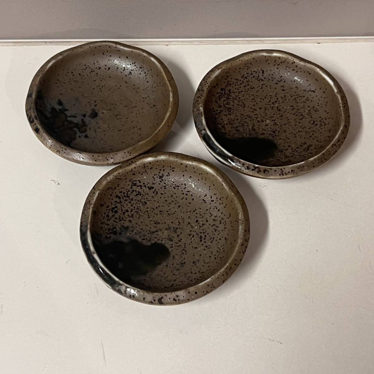 醤油皿 豆皿 薬味皿 3枚セット 茶 黒 和食器_画像2