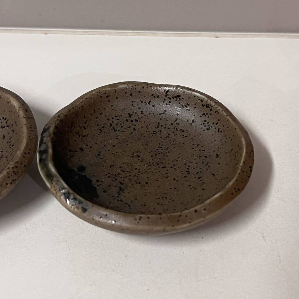 醤油皿 豆皿 薬味皿 2枚セット 茶 黒 和食器_画像2