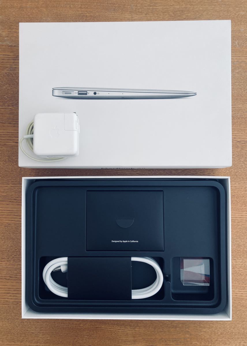 Apple MacBook Air 11インチ A1465 macOS Big Sur メモリ8GB SSD256GB 化粧箱付き _画像6