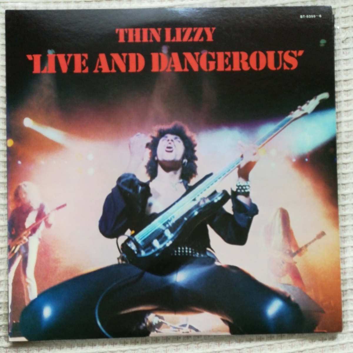 Thin Lizzy live and dangerous シンリジー ライブ　アンド　デンジャラス　レコードLP中古_画像1