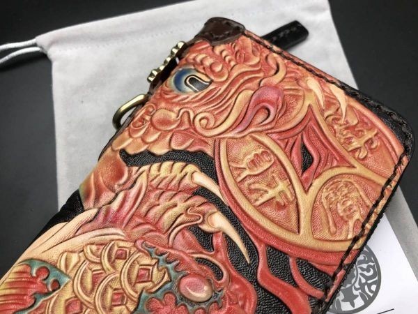  Takumi. god ~ solid feeling . equiped excellent article colored carp luck with money original leather sculpture Carving long wallet men's hand .. hand made hand dyeing round fastener long wallet the truth thing photograph 