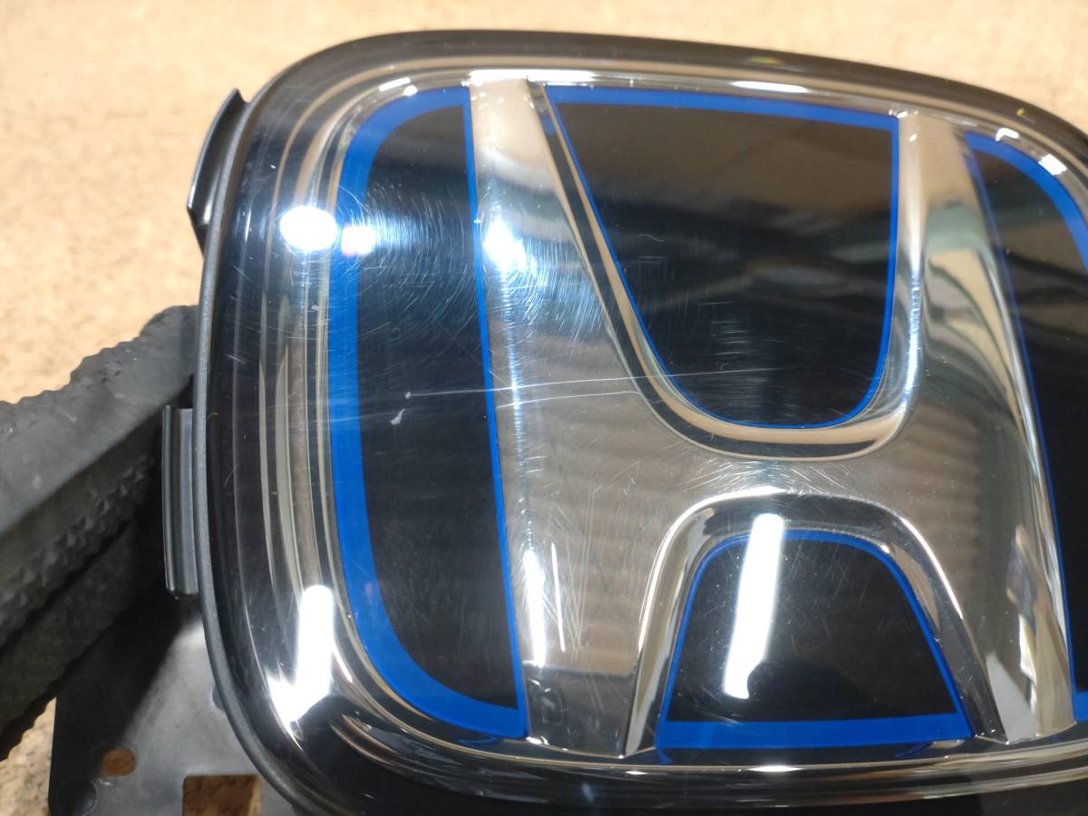  Honda Odyssey e-HEV RC1 RC4 front emblem 75710 T6A[R5-4899A-K]