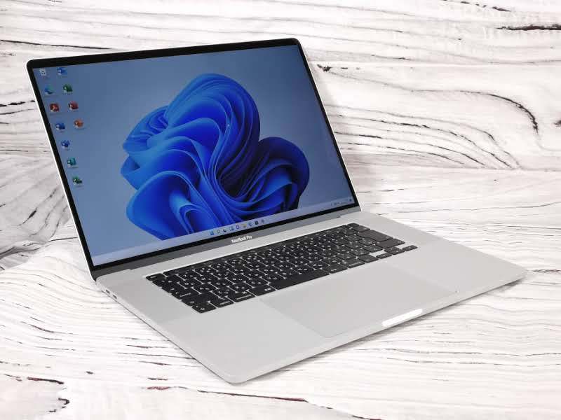 MacBook Pro 16インチ 2019年度『 Core i9 2.4GHz / 32GB / SSD512GB / Ventura / Retina液晶 / Touch Bar 』Windows 搭載 Office_画像4