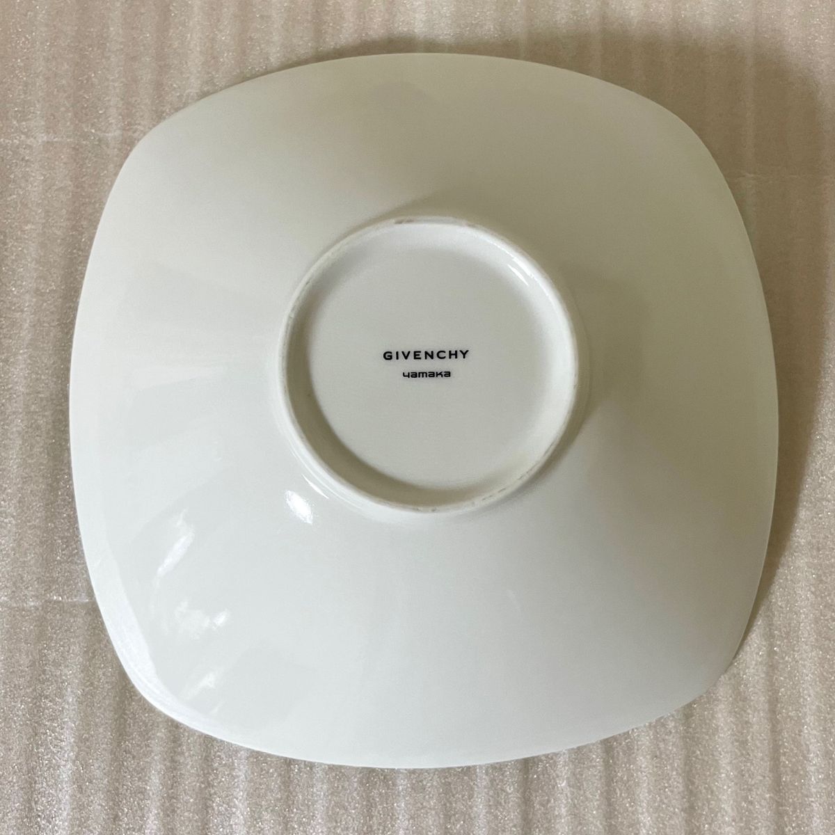 未使用》GIVENCHY ジバンシー 食器 まとめ売り 小皿 小鉢 深皿 未使用》GIVENCHY ジバンシー 食器 まとめ売り 小皿 小鉢 深皿