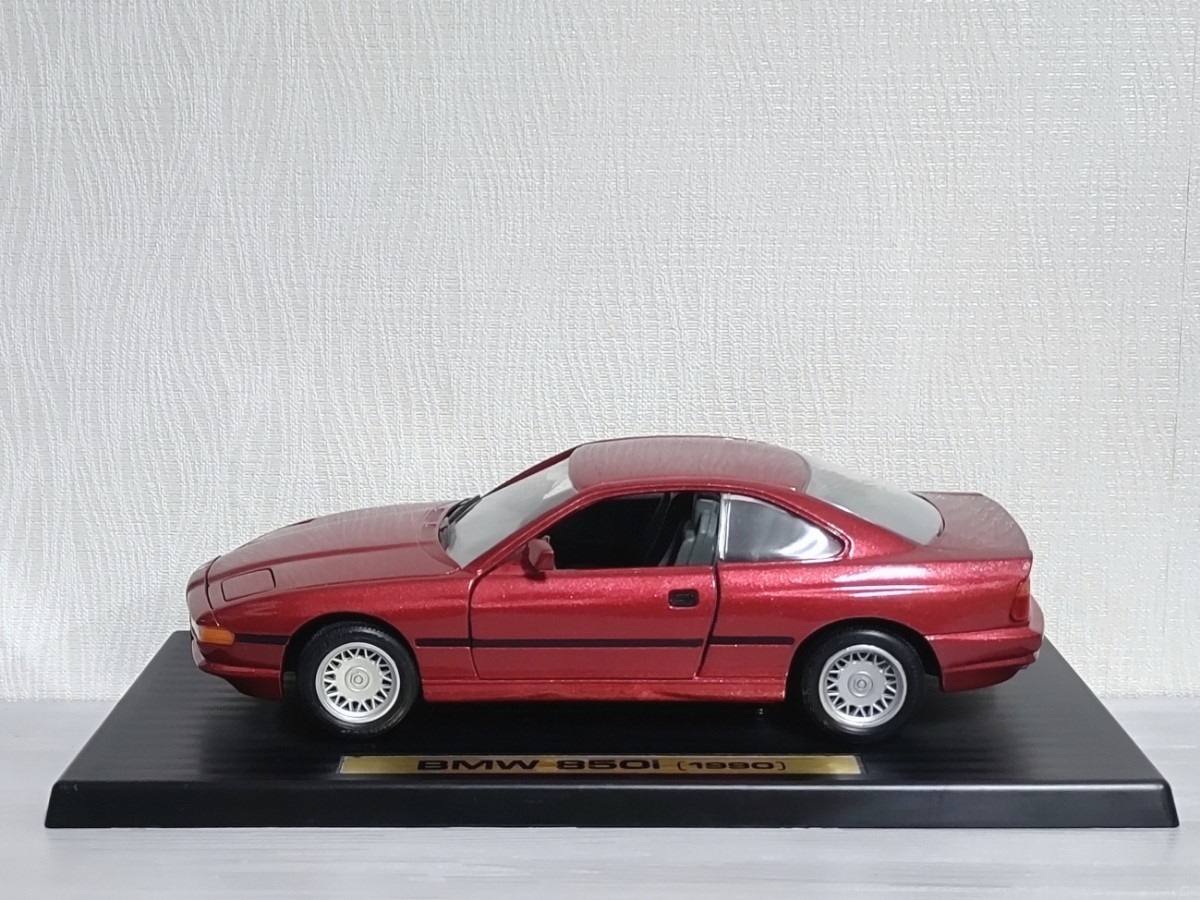 Road Tough 1/18 BMW 850i 1990 8シリーズ ダイキャスト ミニカー_画像2