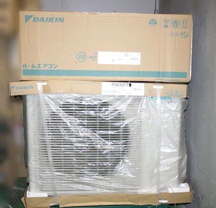 訳あり未使用 ダイキン DAIKIN ルームエアコン S563ATFP-W FXシリーズ F563ATFP-W 18畳 室内機 室外機 R563AFP 23年モデル 冷暖房 送料無料_画像1
