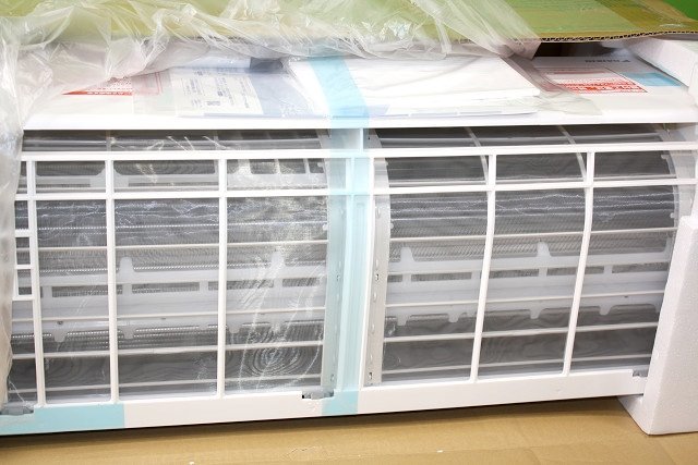 訳あり未使用 ダイキン DAIKIN ルームエアコン S563ATFP-W FXシリーズ F563ATFP-W 18畳 室内機 室外機 R563AFP 23年モデル 冷暖房 送料無料_画像4