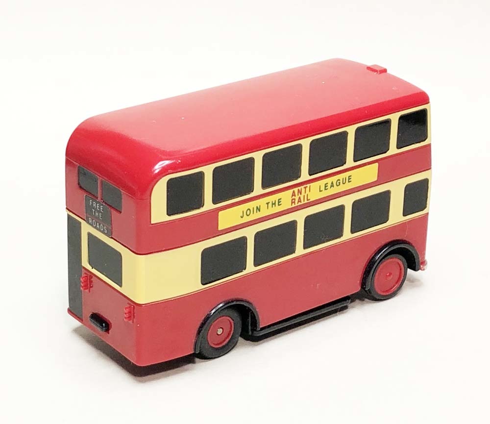 ロンドンバス(多層階バス)　(021)　モータートミカ対応 きかんしゃトーマスシリーズ 「バルジー」_③②の反対側です