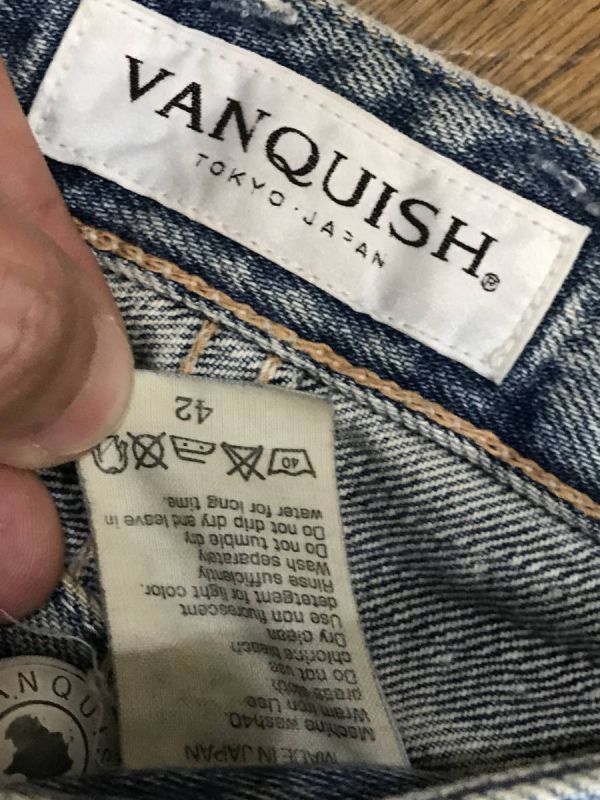 ※ VANQUISH ヴァンキッシュ 本革パッチ ダメージ＆汚れ加工 デニムパンツ 未裾直 日本製 42 　　　　　BJAI.AB_画像6