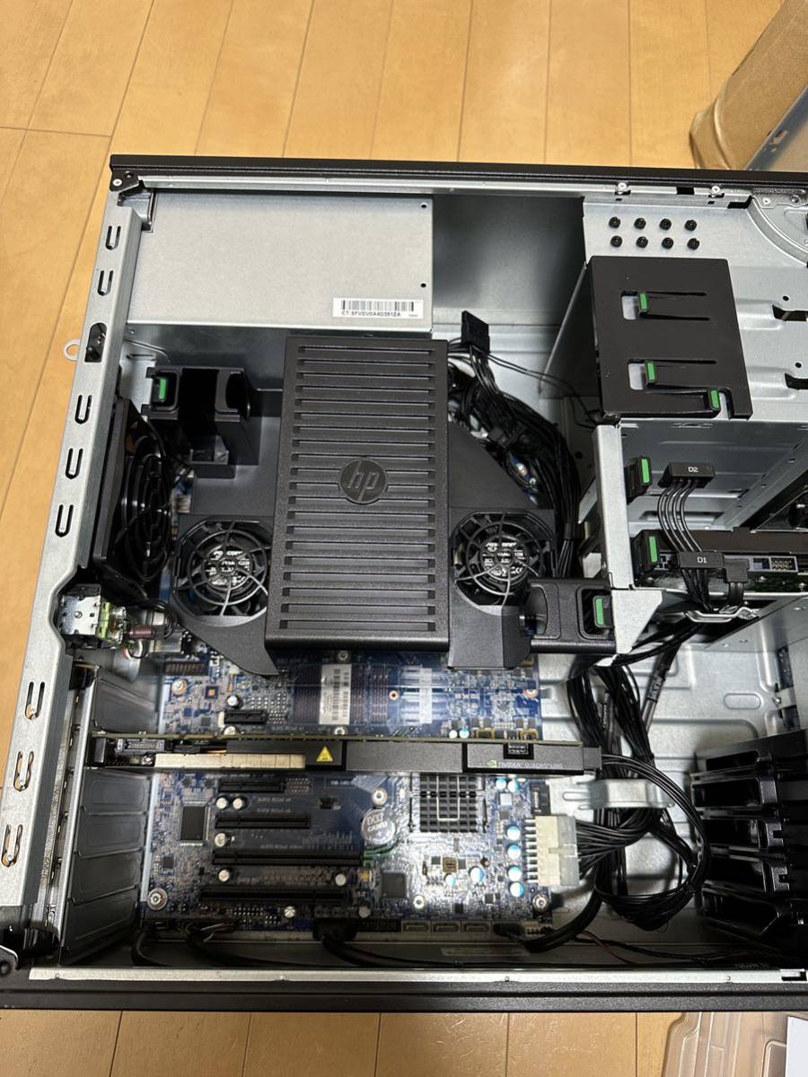 【ジャンク扱い】HP Z440 Workstation / Xeon E5-2698v4 / 64GBメモリ/1TB HDD/Quadro 4000/おまけ_内部２