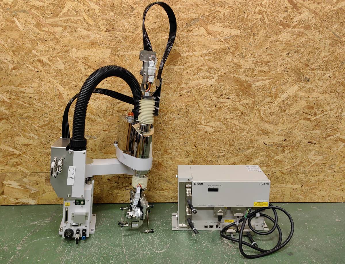 [KA1272] SEIKO EPSON エプソン E2C351C 産業ロボット RC170 ロボットコントローラ 現状渡し