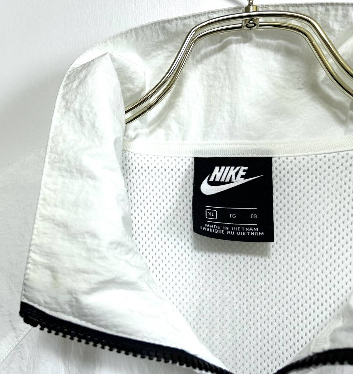 NIKE HBR STMT BIG SWOOSH WOVEN JACKET（XL）白／黒 ナイキ ビッグ スウッシュ ウーブン ナイロン ジャケット オーバー サイズ_画像5