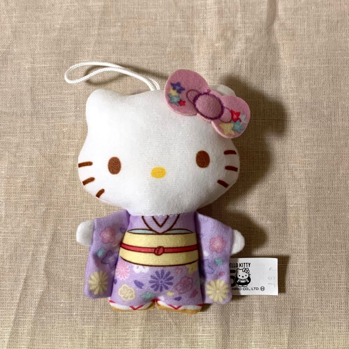 マクドナルド】ハッピーセット ハローキティ 2023 2個セット WH マクドナルド】ハッピーセット ハローキティ 2023 2個セット WH