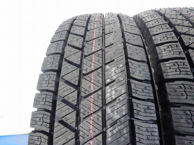 ブリヂストン BLIZZAK VRX3 175/70R14 84Q★新品 2021年製 4本 スタッドレス【福島発 送料無料】FUK-BS0477★カローラ シエンタ_画像3