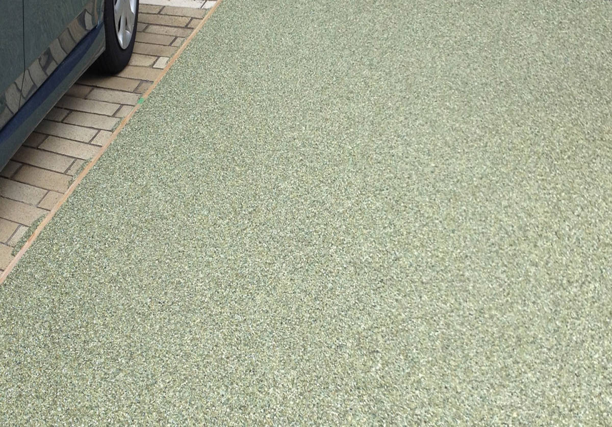 透水性樹脂舗装 MTCアスリート 15㎡セット_駐車場の施工例