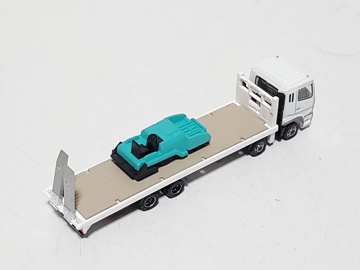 重機運搬車 アスファルトフィニッシャ 三菱ふそう スーパーグレート 品番 131 トラコレ トラックコレクション 第12弾 トミーテック TOMYTEC_画像4