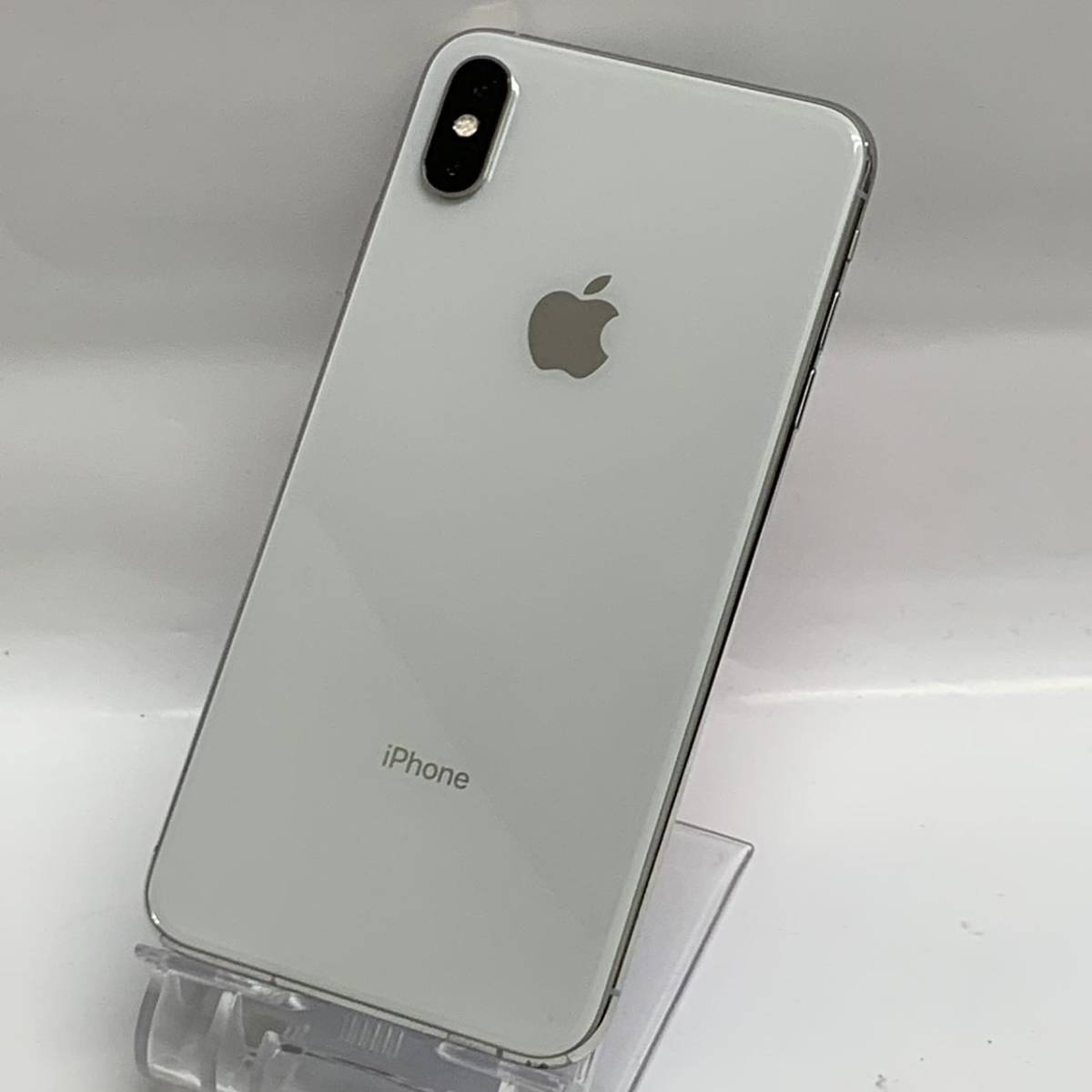 Apple　iPhone Xs Max 64GB Apple版SIMフリー　ジャンク品　MT6R2J/A　シルバー　バッテリー82％　_画像2