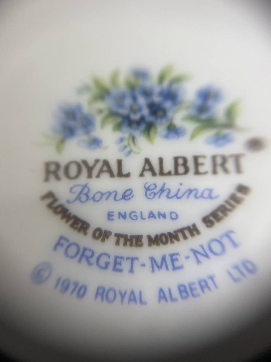 【T】ROYAL　ALBERT　ロイヤルアルバート　カップ&ソーサー2客セット マンスリー4月/7月　花柄 　洋食器　長期保管未使用品　【613】_画像5